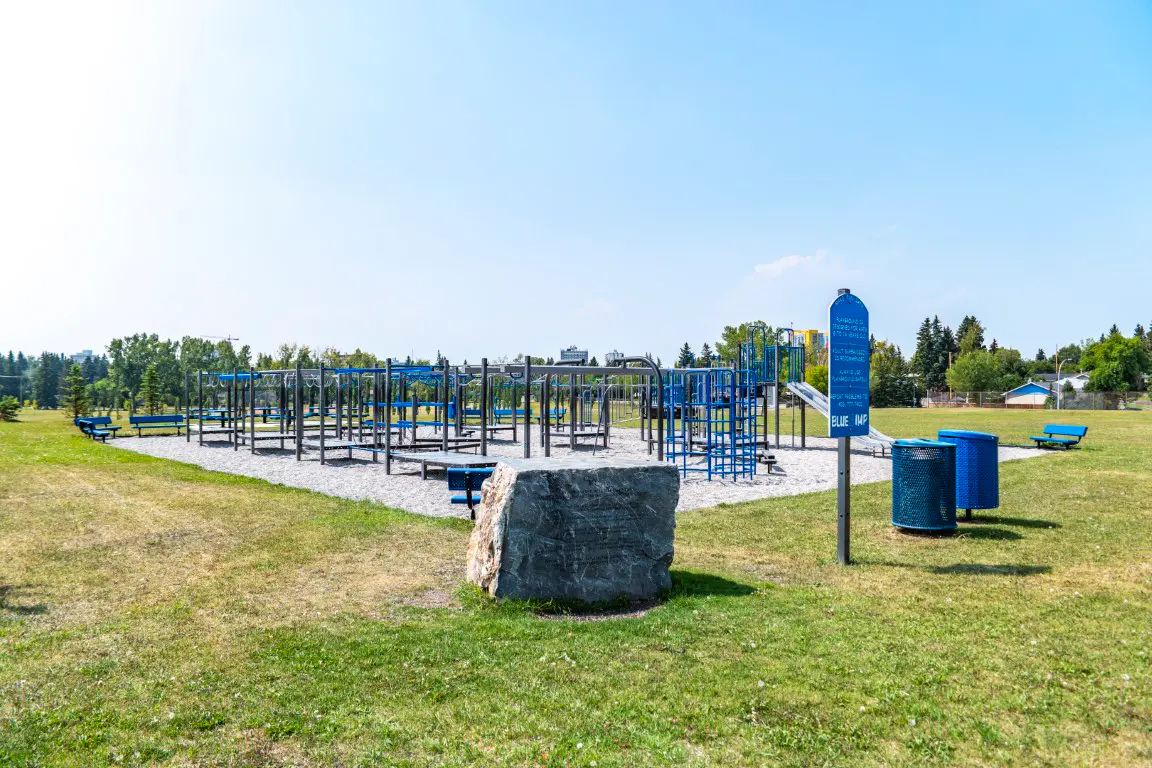 Homes in Charleswood